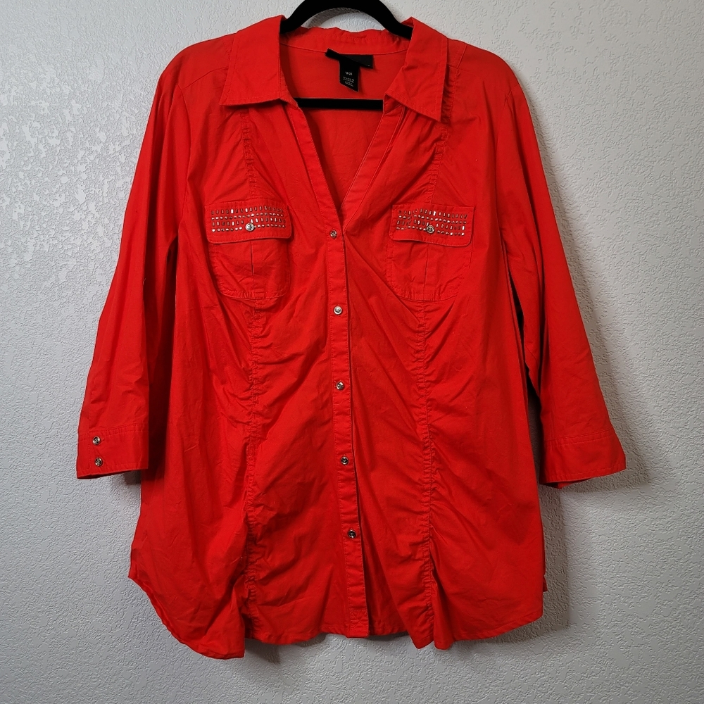 Lane Bryant 3/4 sleeve button up split collar stud detail chest pockets